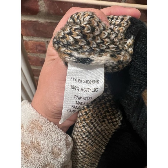 NWT Women’s Funky Plus Size Deep V Neck Cheetah Sweater 2XL - Picture 5 of 5